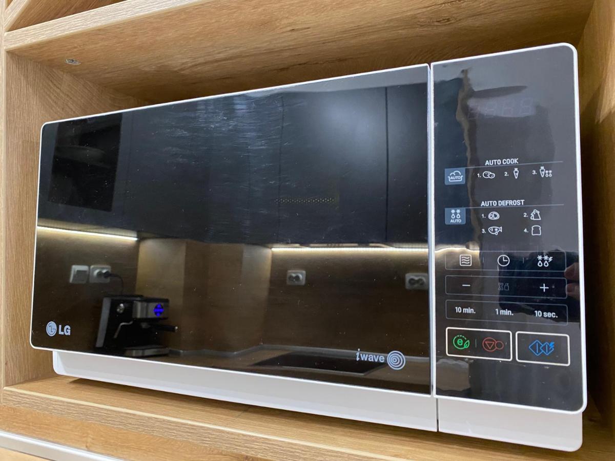 Art Apartment For 4 People Free Parking & Wifi 스타라 자고라 외부 사진