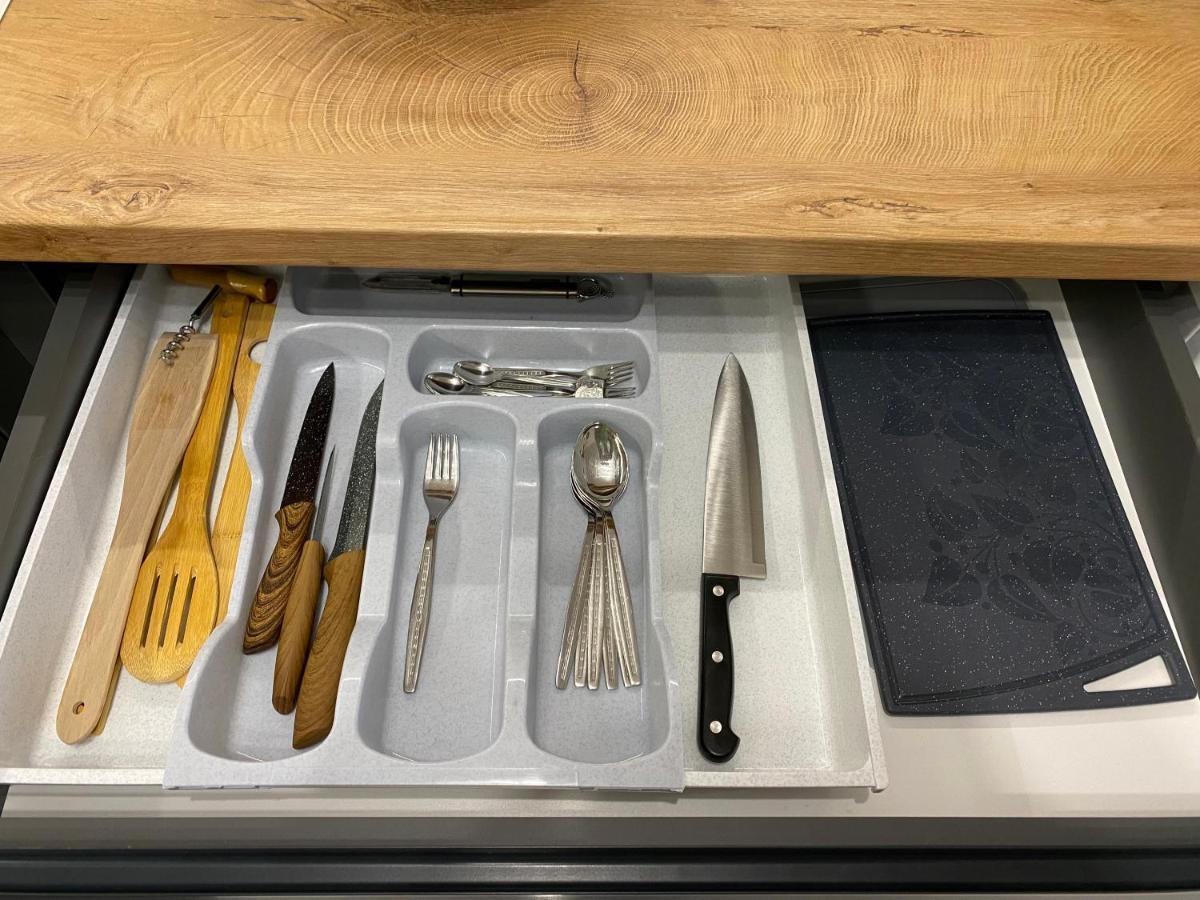 Art Apartment For 4 People Free Parking & Wifi 스타라 자고라 외부 사진
