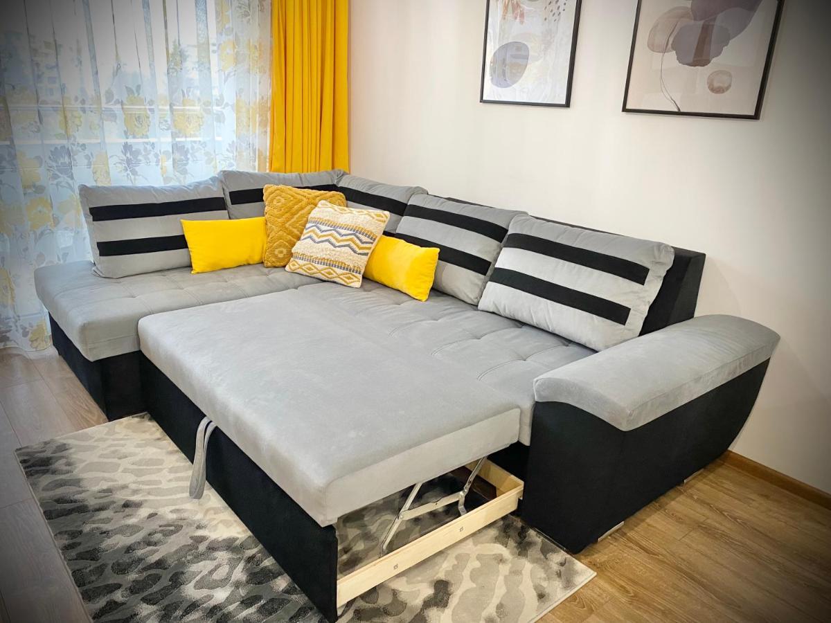 Art Apartment For 4 People Free Parking & Wifi 스타라 자고라 외부 사진