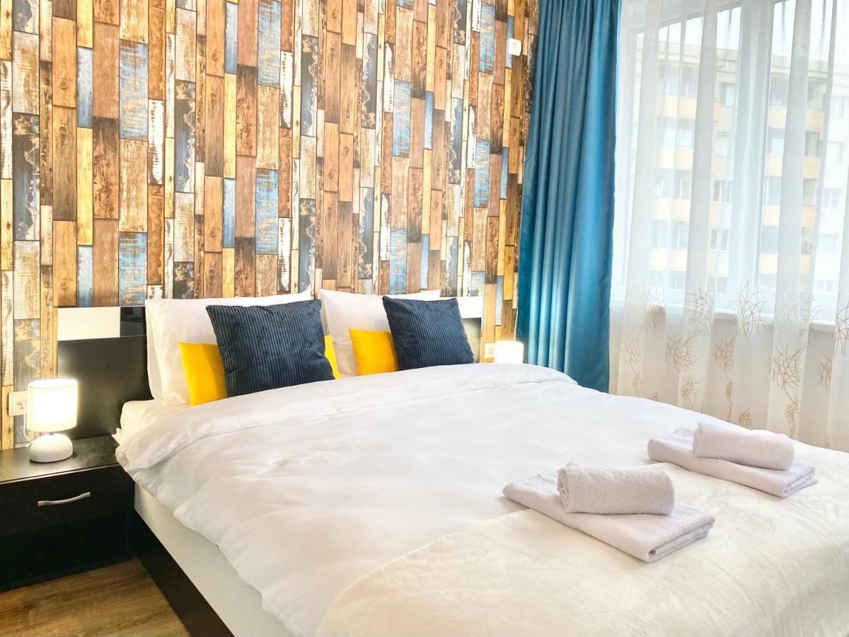 Art Apartment For 4 People Free Parking & Wifi 스타라 자고라 외부 사진