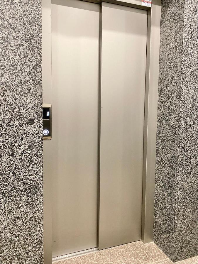 Art Apartment For 4 People Free Parking & Wifi 스타라 자고라 외부 사진