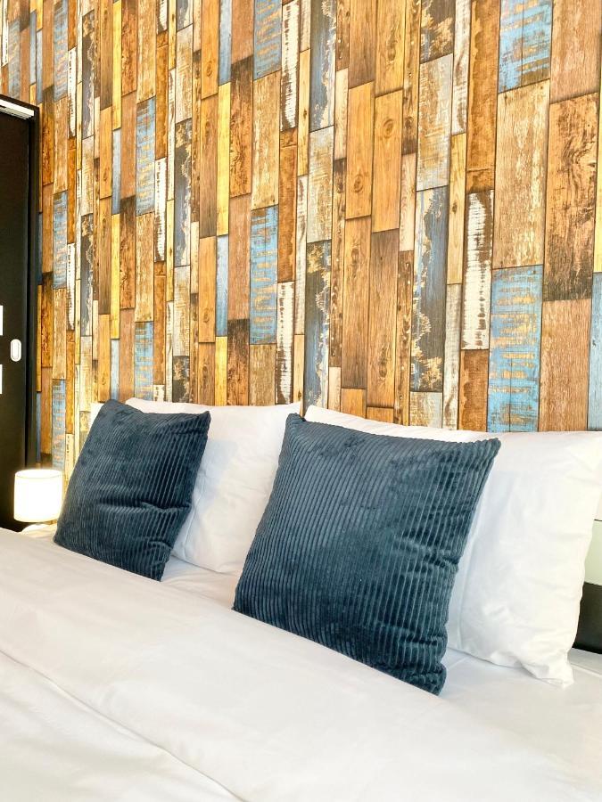 Art Apartment For 4 People Free Parking & Wifi 스타라 자고라 외부 사진