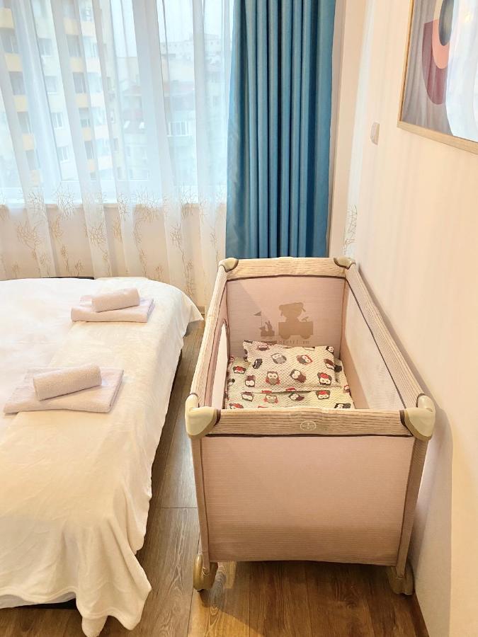 Art Apartment For 4 People Free Parking & Wifi 스타라 자고라 외부 사진